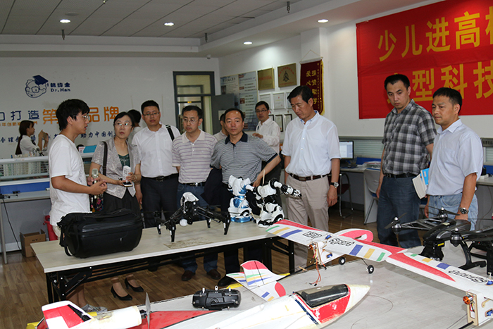 说明: http://www.njit.edu.cn/__local/6/E6/4F/54D252705B575D77289C7AEA7D5_87BE05B4_597E8.jpg
